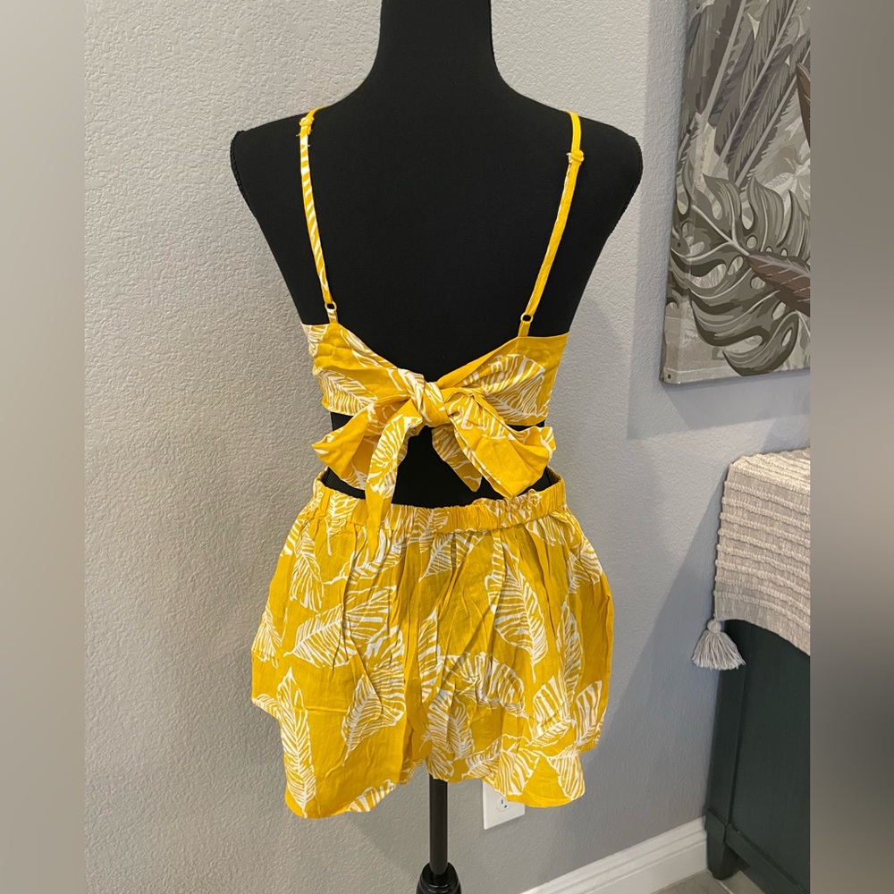 Matching Set - Picture 2 of 2